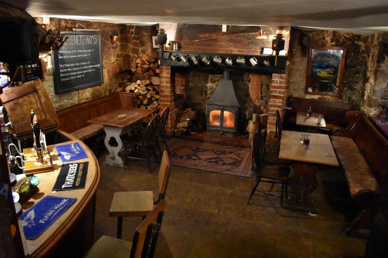 Bed and Breakfast The Benett Arms Shaftesbury Exterior foto